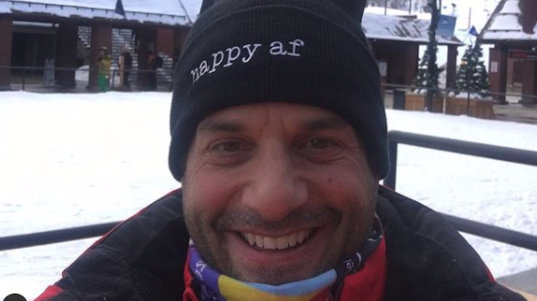 Peter Sussman skiing