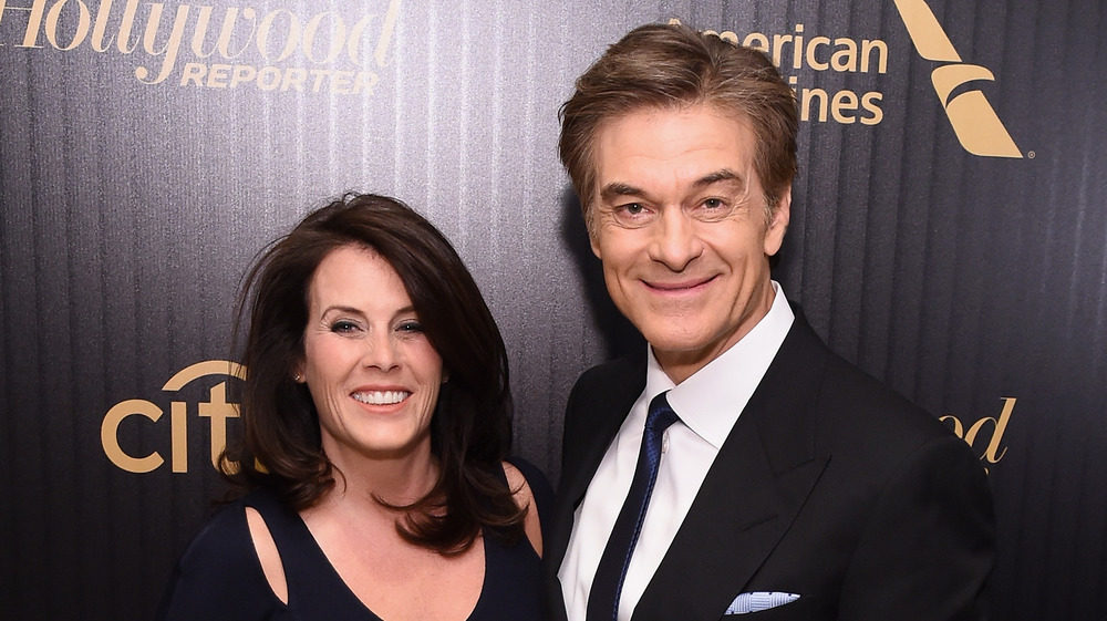 Dr. Oz and Lisa Oz pose side by side