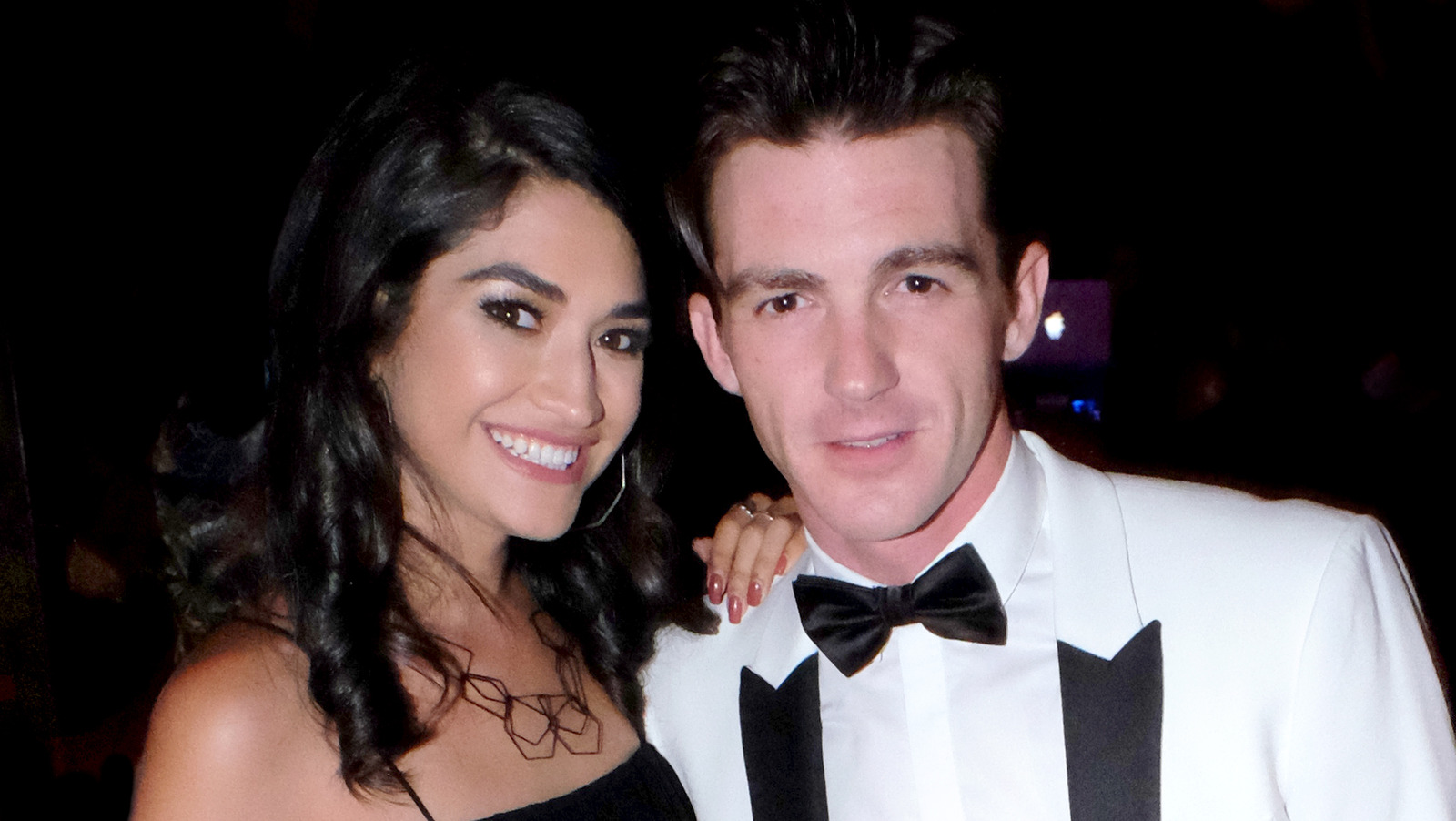 Who Is Drake Bell's Estranged Wife, Janet Von Schmeling? - News Colony