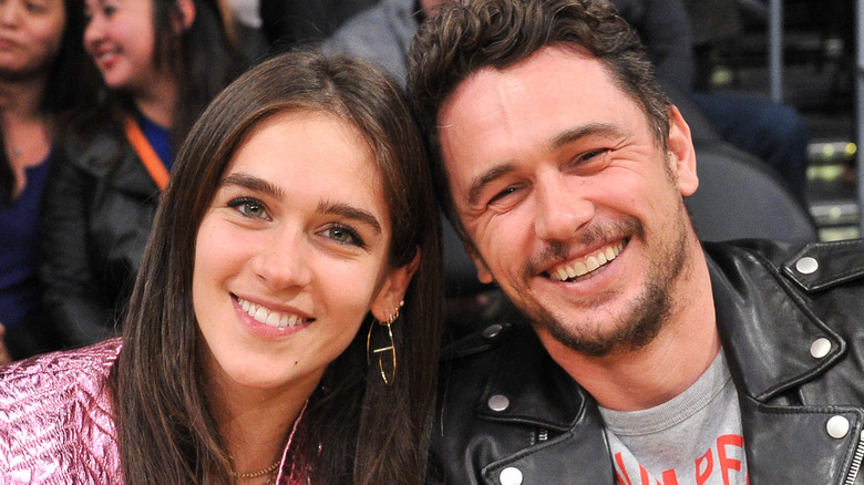 Izabel Pakzad and James Franco at a basketball game