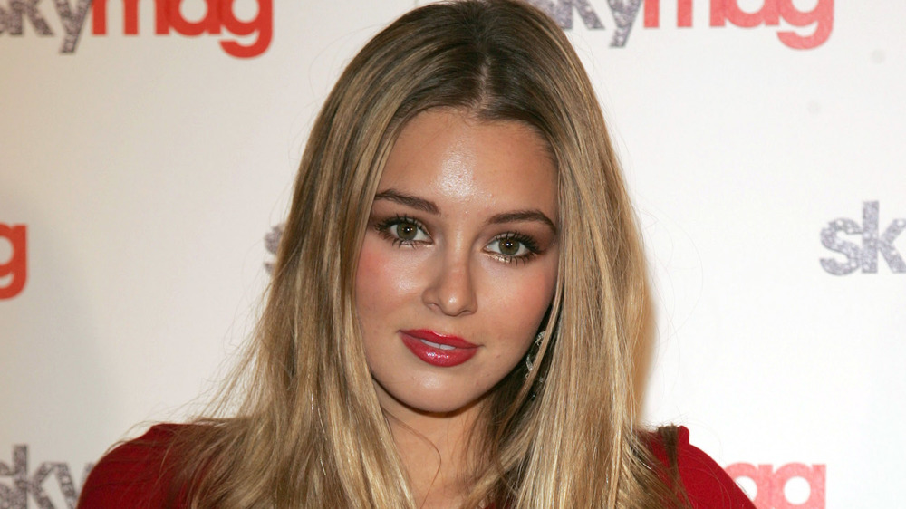 Keeley Hazell smling on the red carpet