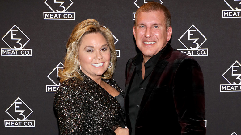 Todd and Julie Chrisley posing