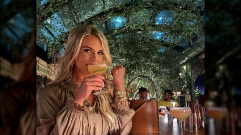 Madison LeCroy with cocktails and a new mystery boyfriend 