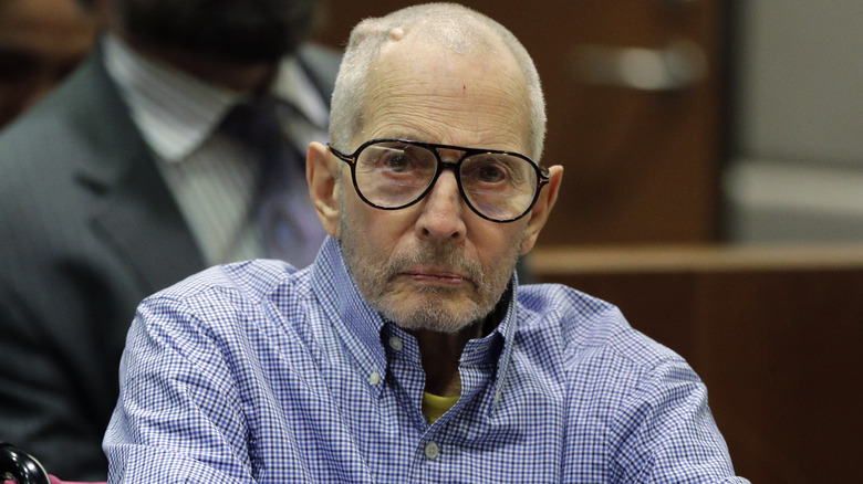 Robert Durst in the courtroom wearing glasses