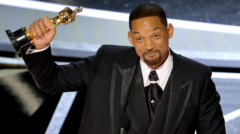 Will Smith accepts the Actor in a Leading Role award for 'King Richard'