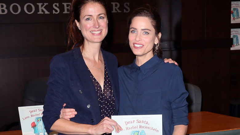 Andrea Troyer and Amanda Peet