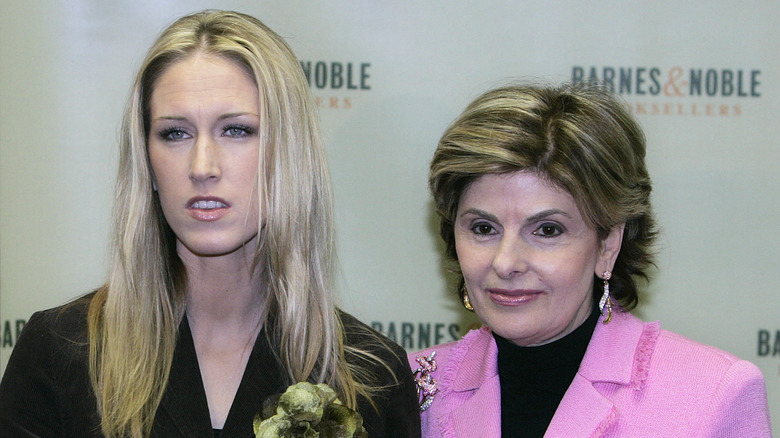 Amber Frey with Gloria Allred in 2005