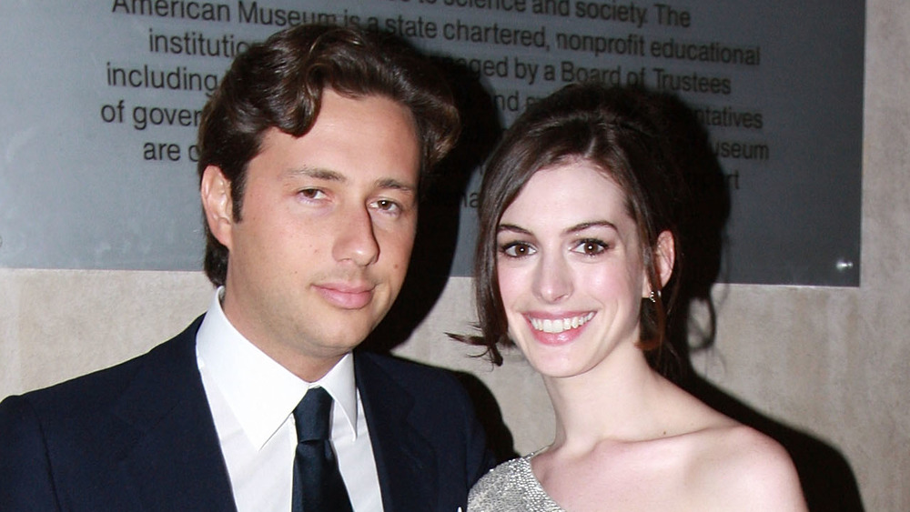 Raffaello Follieri and Anne Hathaway smiling