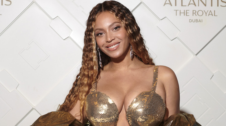 Beyoncé smiling 