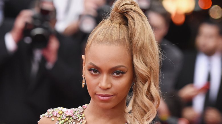 Beyonce at the 2015 Met Gala