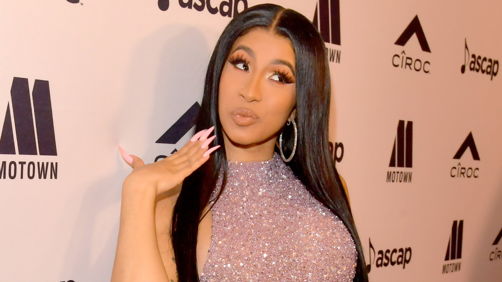 Why Cardi Bs Facing Backlash For Winning Billboards Woman Of The Year 