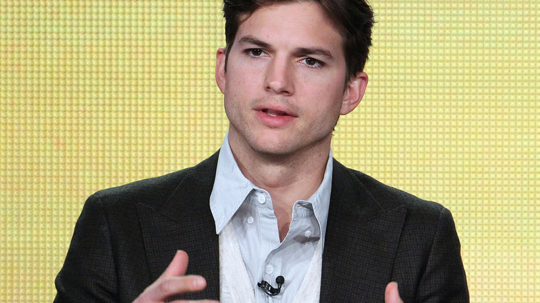 Actor Ashton Kutcher talking to a crowd