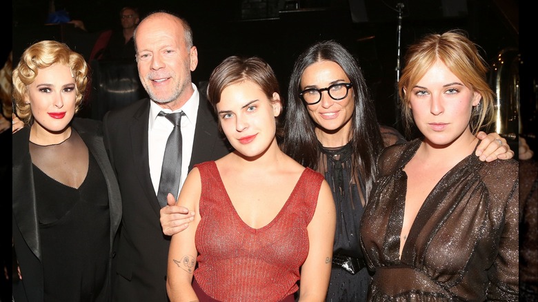 Bruce Willis Demi Moore with daughters