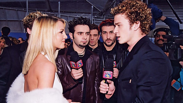 Britney Spears and Justin Timberlake talking