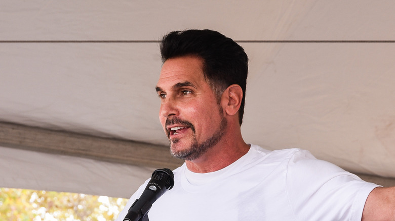 Don Diamont microphone