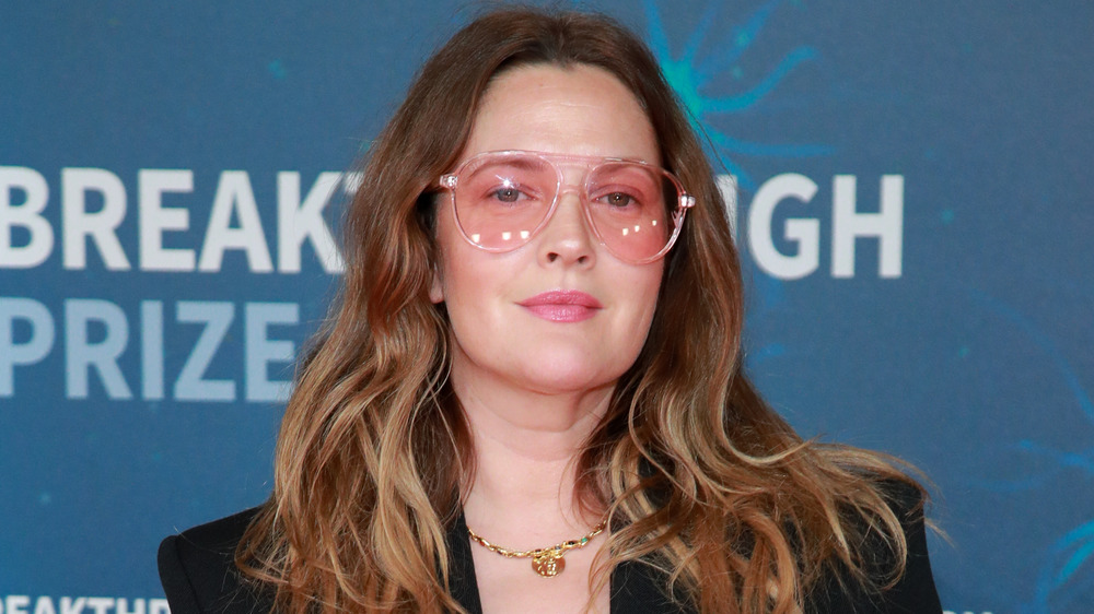 Drew Barrymore in sunglasses