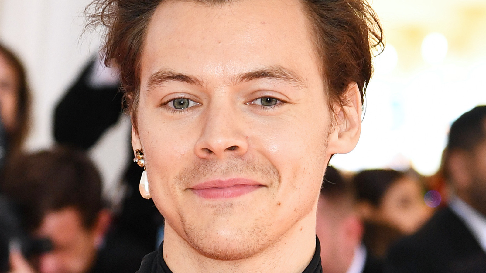 Why Harry Styles' New Love Scenes In An Upcoming Movie Have Everyone