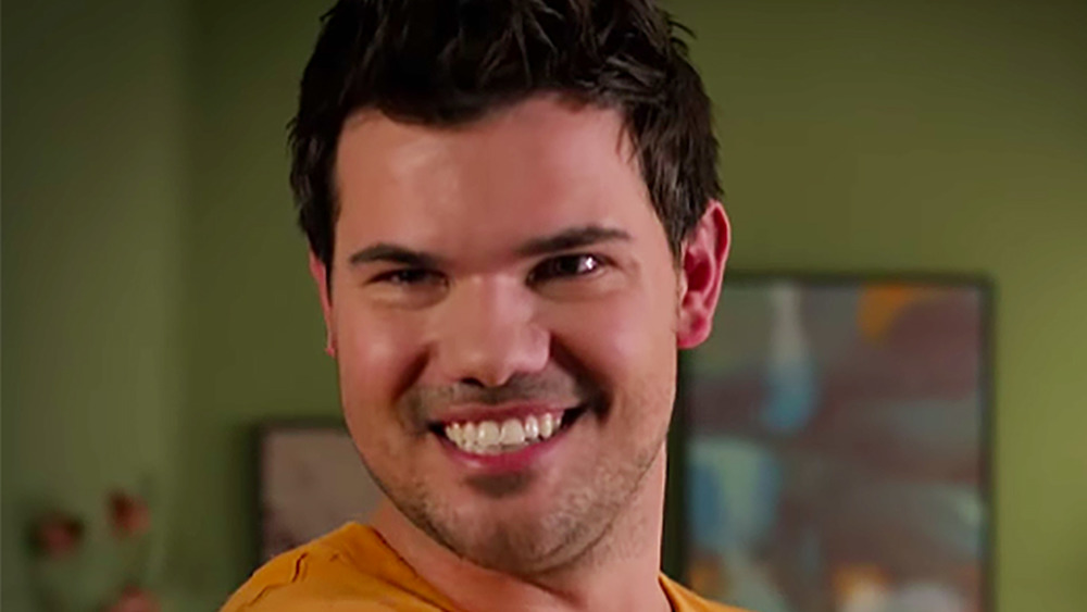 Taylor Lautner smiling