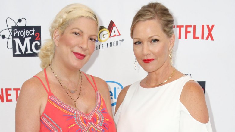 Tori Spelling and Jennie Garth