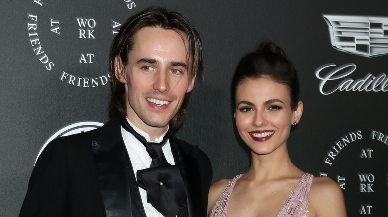 Reeve Carney and Victoria Justice smiling