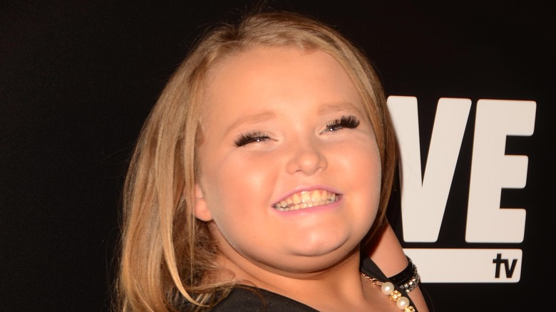 Alana Honey Boo Boo Thompson grining fake eyelashes