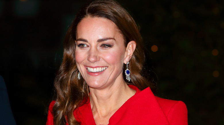 Kate Middleton sapphire earrings