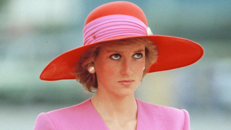 Princess Diana wearing hat