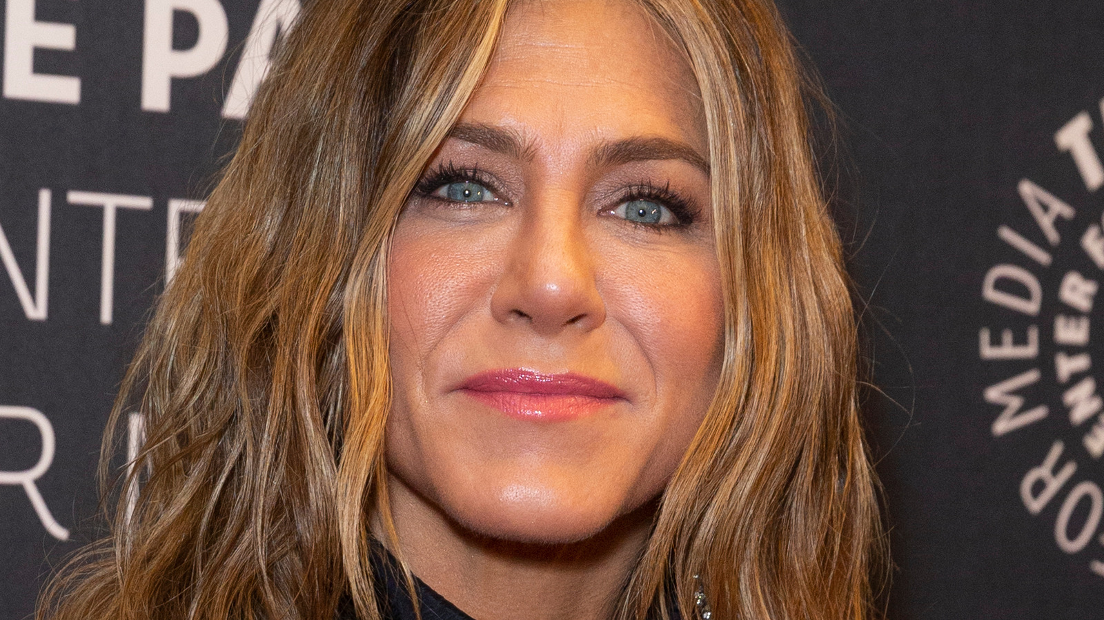 Why Jennifer Aniston Didnt Invite Matthew Perry To Her Wedding 3852