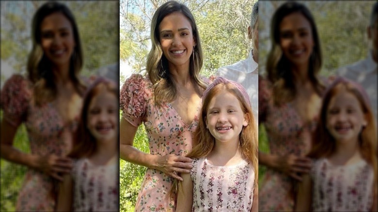 Jessica Alba smiling daughter Haven