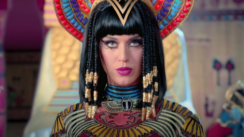 Katy Perry singing in Dark Horse video