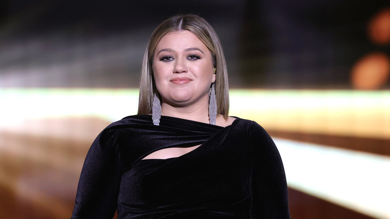 Kelly Clarkson wearing black