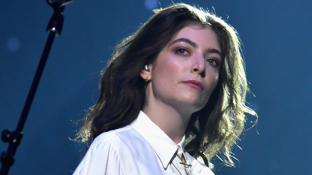 Lorde on stage performing 