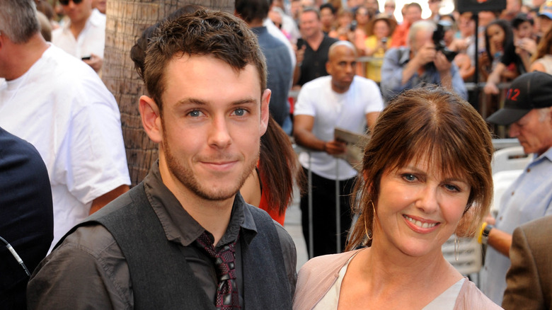 Pam Dawber poses with Sean Harmon