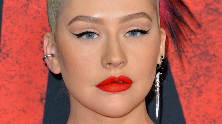 Christina Aguilera raised lip