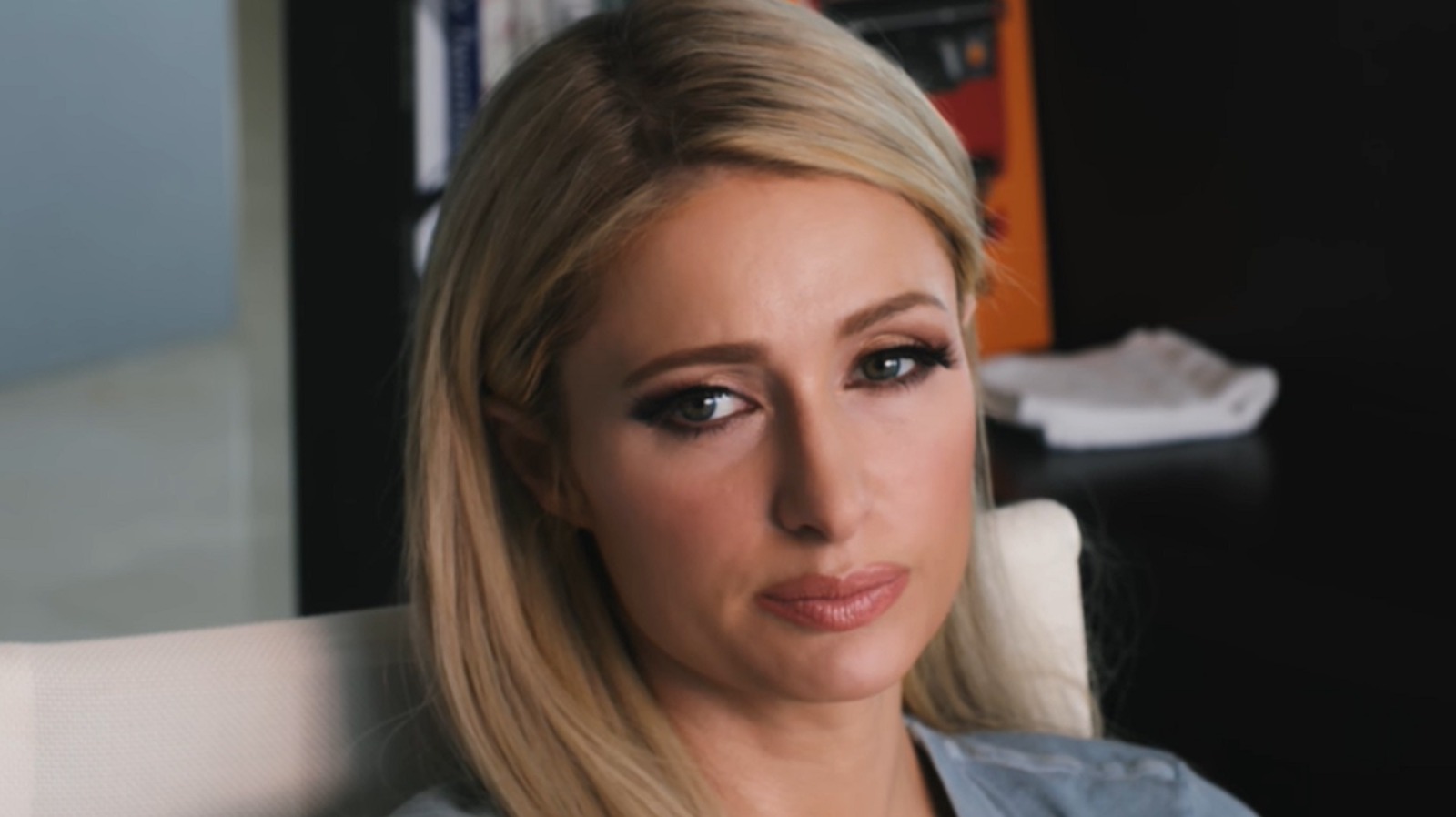 Why Paris Hilton Says Shes Scared To Go To Bed At Night