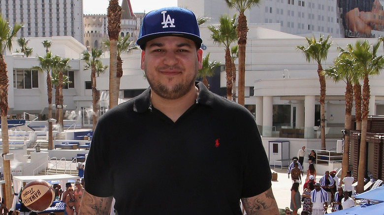 Rob Kardashian in a baseball cap