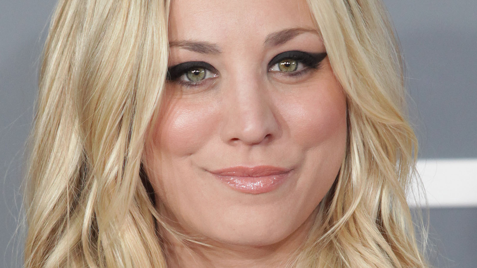 Why Sharon Stone Slapped Kaley Cuoco Multiple Times On Set News And Gossip