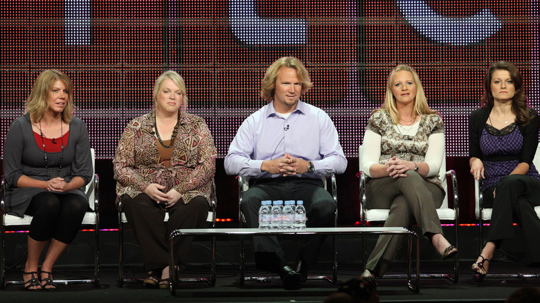 sister wives cast on stage