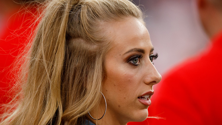 Brittany Mahomes wearing ponytail