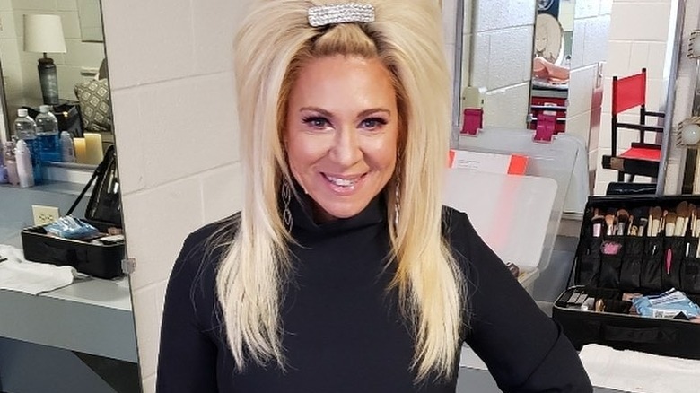 Theresa Caputo strikes a pose