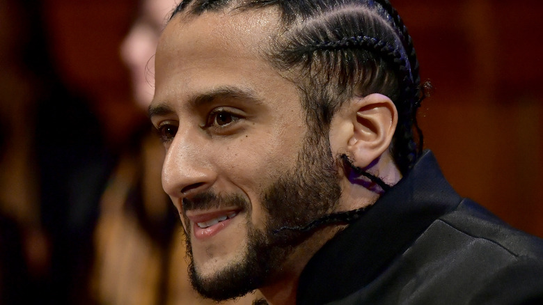 Colin Kaepernick posing