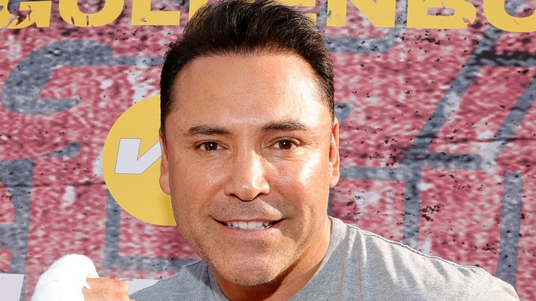 Oscar De La Hoya smiling