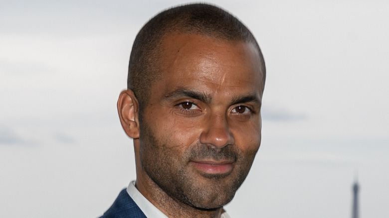 Tony Parker posing for a photo