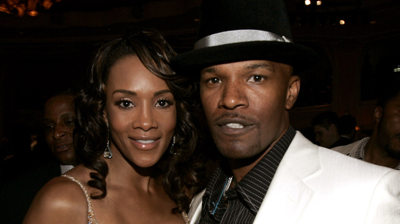 Vivica A. Fox, Jamie Foxx posing