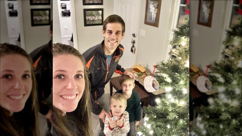 Derick Dillard and Jill Duggar Dillard with kids