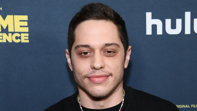 Pete Davidson posing