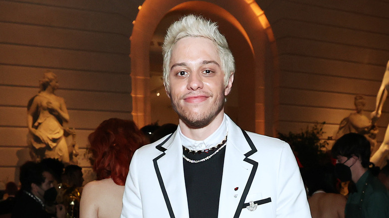 Pete Davidson smiling