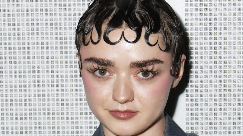 Maisie Williams on red carpet