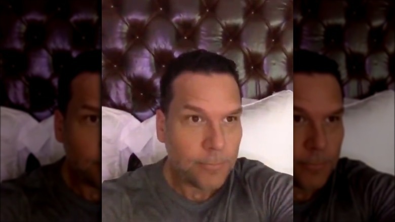 Dane Cook with pillows selfie