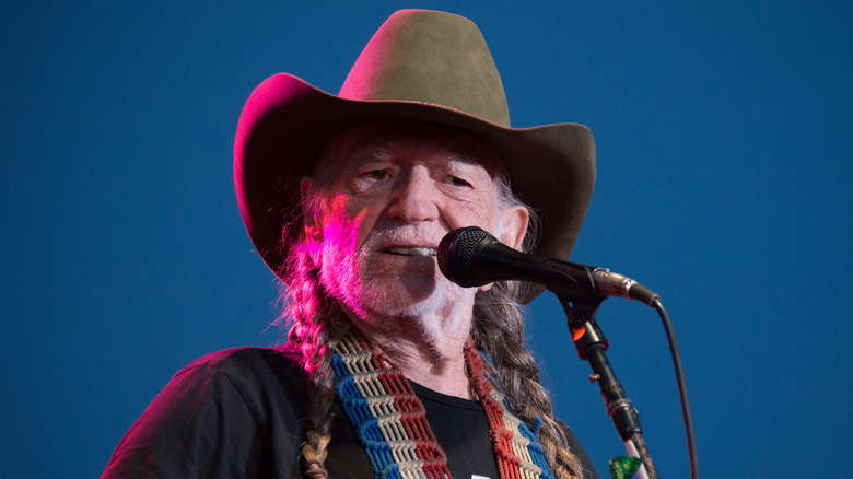 Willie Nelson cowboy hat